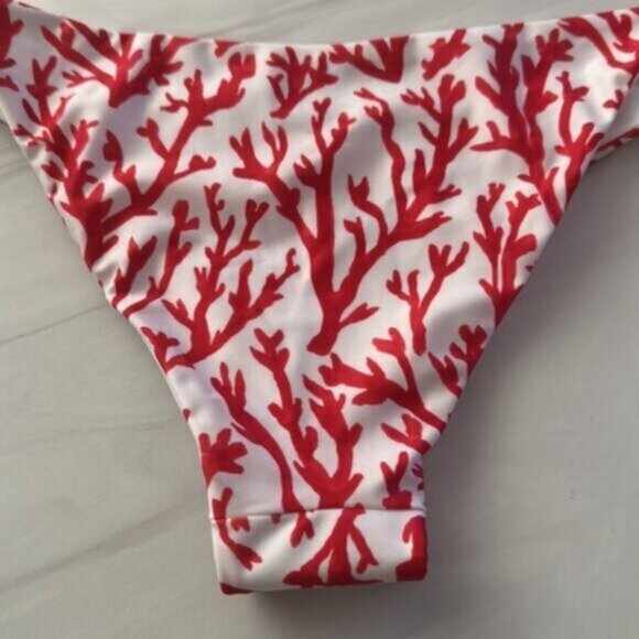 NWT Alicia Swim Women's White & Red Linda Coral Bottom Size Small - Picture 7 of 7